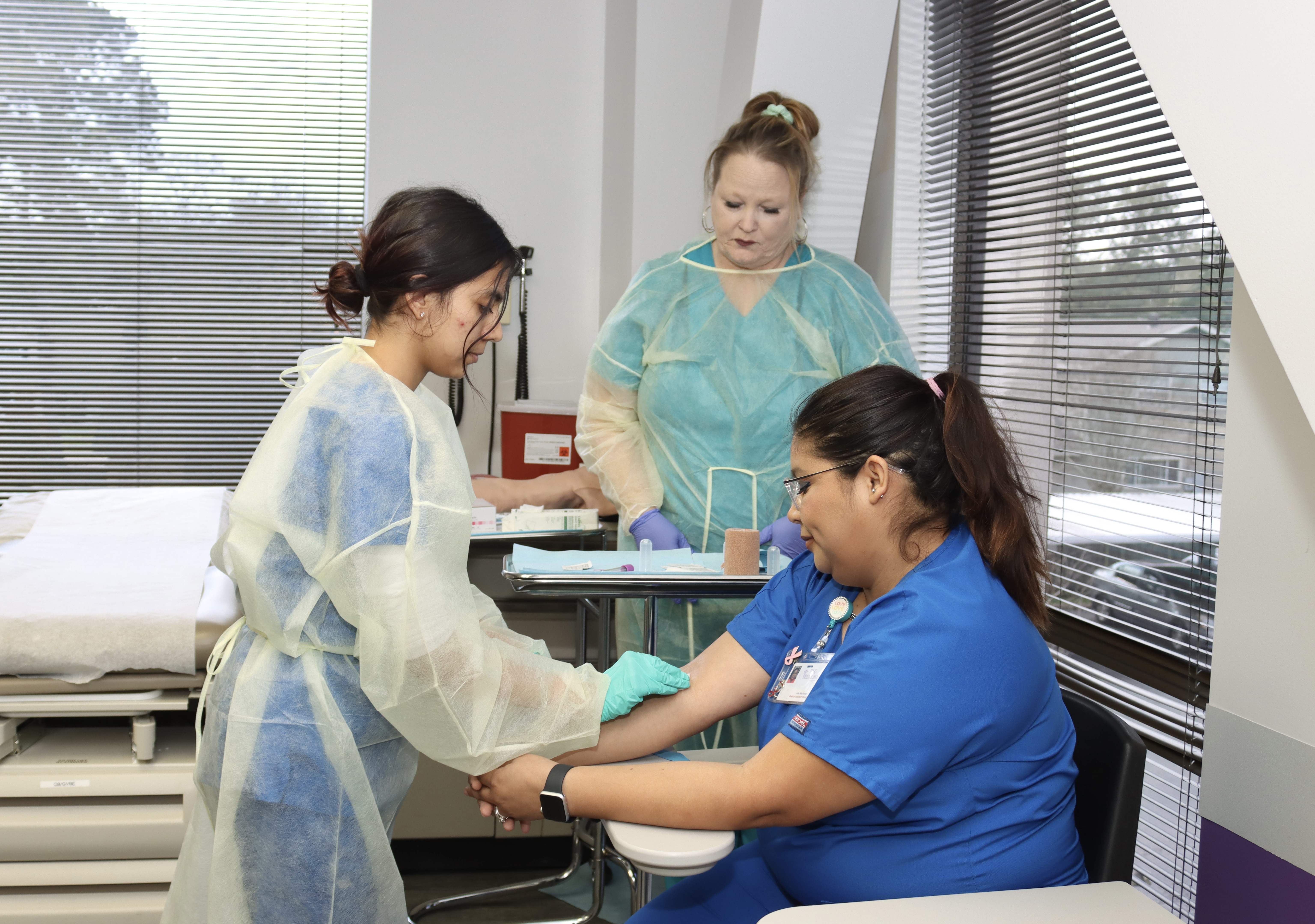 Your Path to Becoming a Medical Assistant