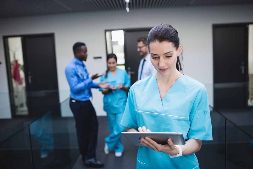 Preparing for a Medical Assistant Career with Training and Accreditation